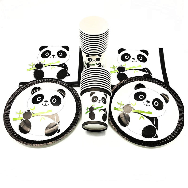 Anniversaire Panda des 4 ans de Théa en vert noir et blanc